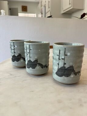 Vintage Japanese 3 Ceramic Tea Cups in Pale Celadon with Hand-Painted Motif Mino